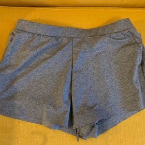 Uniqlo Heathered Gray Ultra Stretch Active Shorts